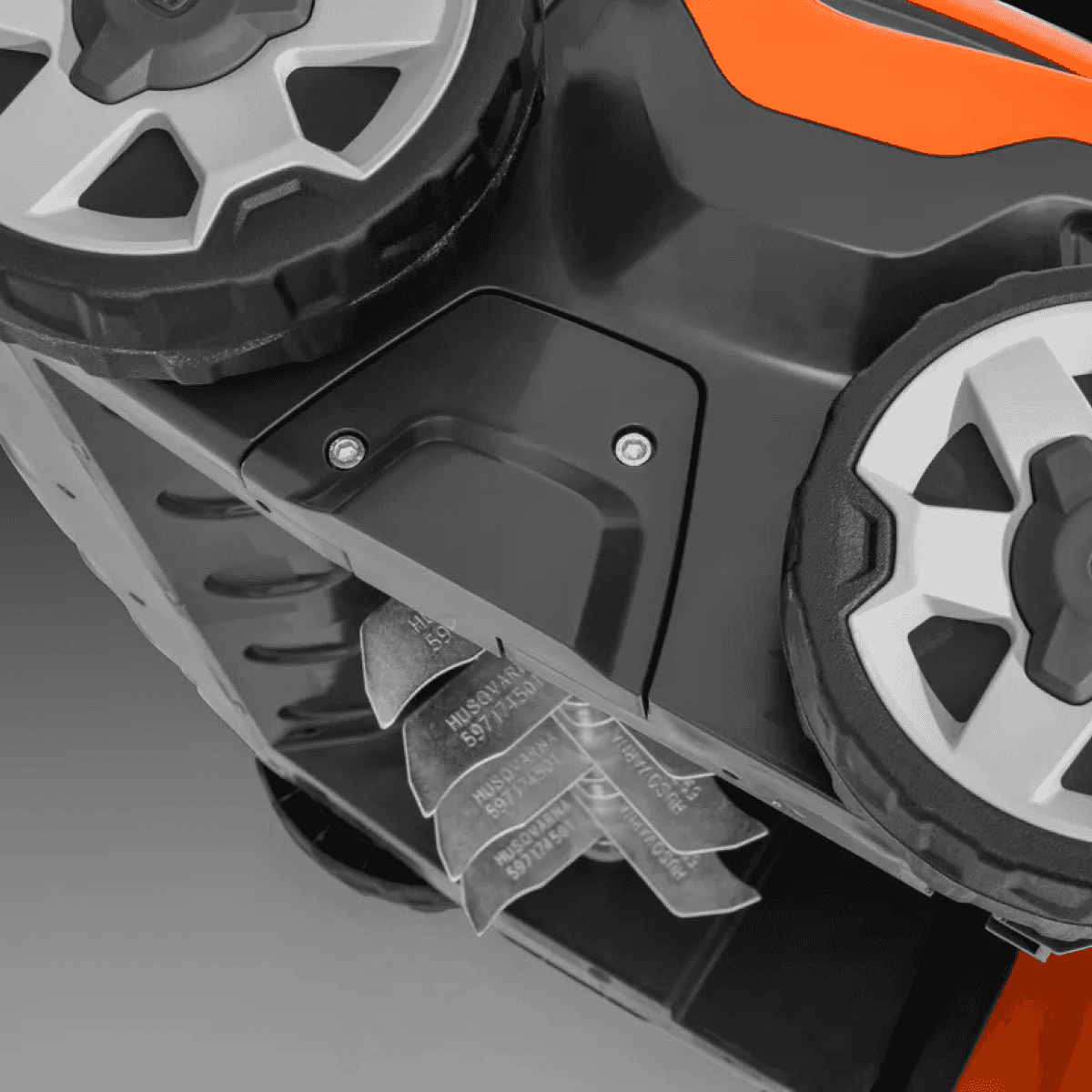 Ergonomická řídítka vertikutátoru Husqvarna S138C